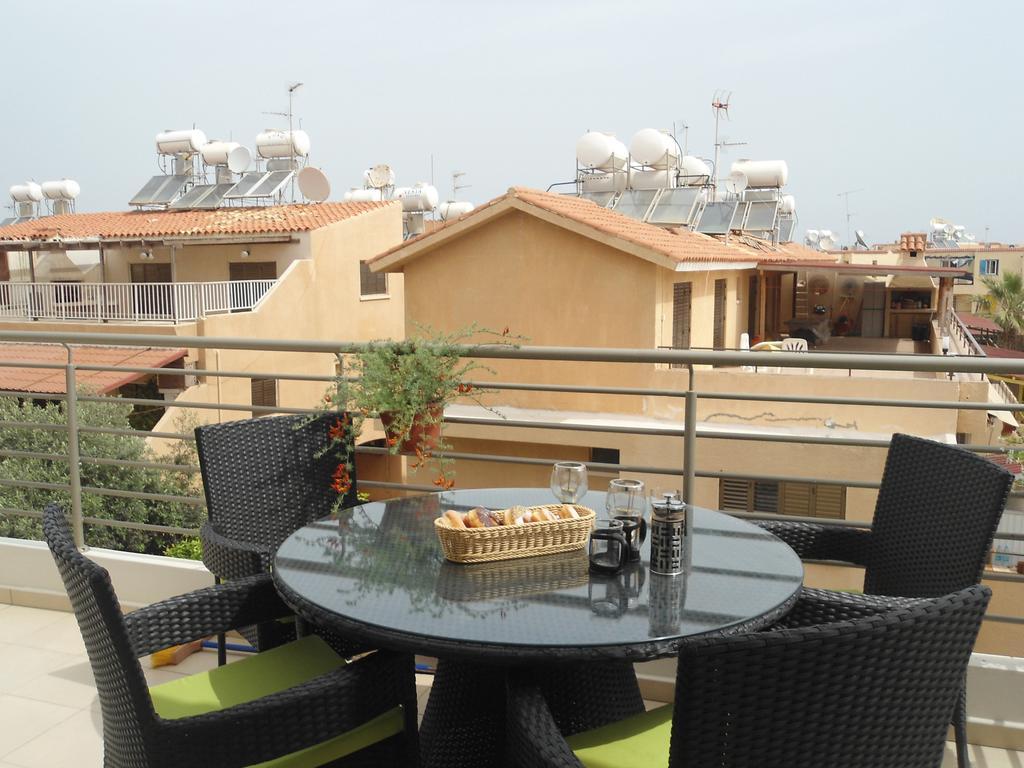 Apartment Helena Paralimni Luaran gambar