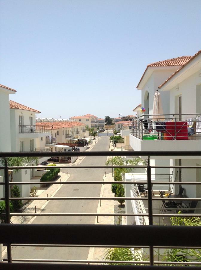 Apartment Helena Paralimni Luaran gambar